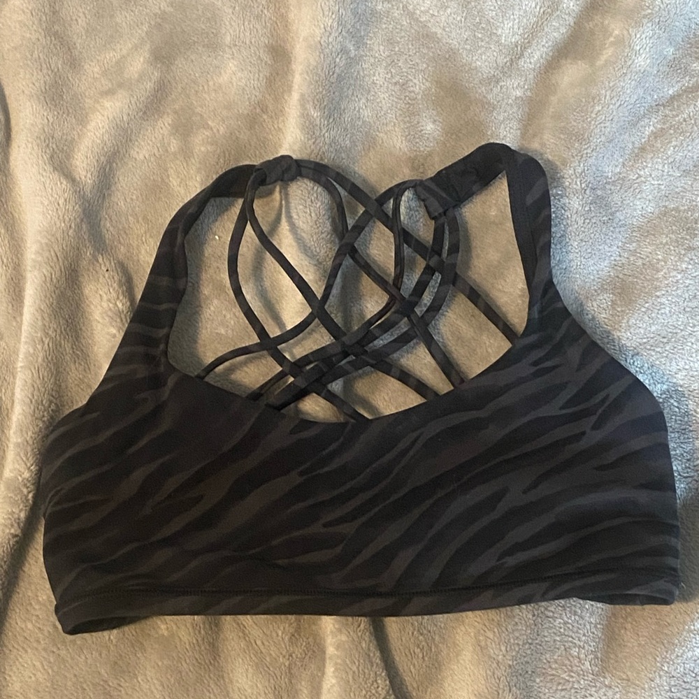 Lululemon free to be wild bra